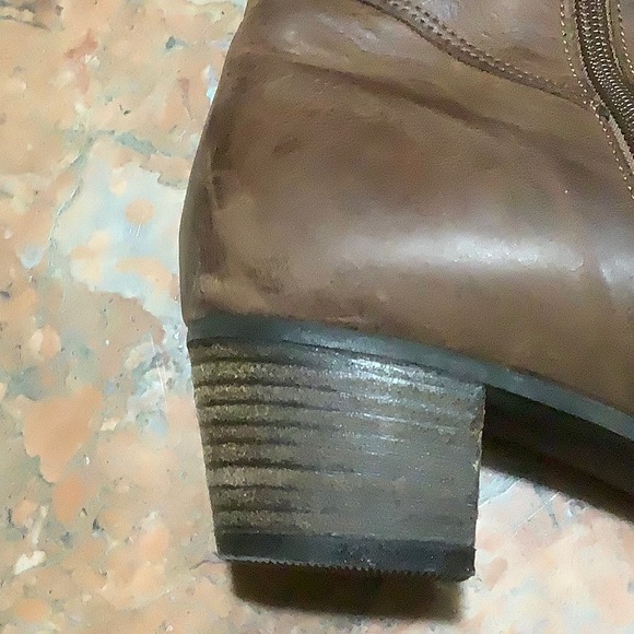 Gabor Leather Ankle Boot - Picture 8 of 9